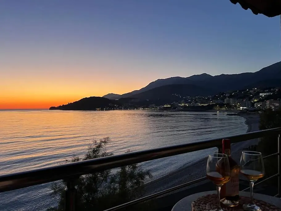 Potam'Sea Bliss 34- Beach Front, Sun Beds & Parking Apartment Himare 0*,