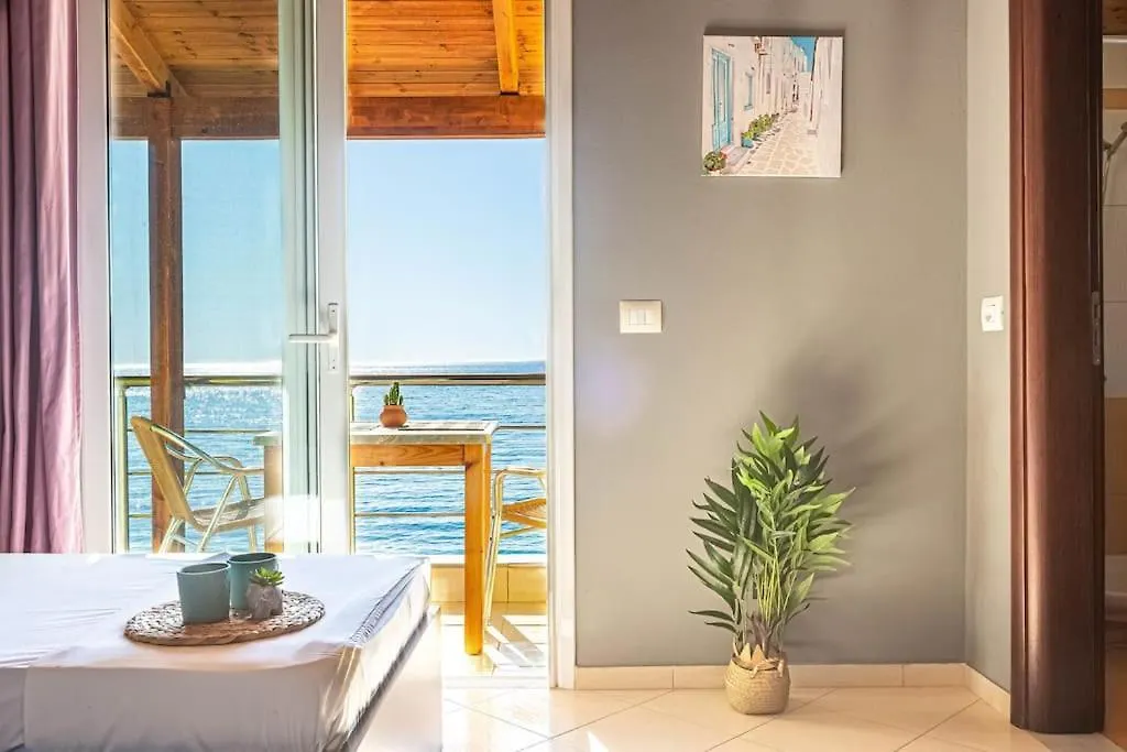 Potam'Sea Bliss 34- Beach Front, Sun Beds & Parking Apartment Himare