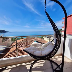 Aparthotel 28, Himare